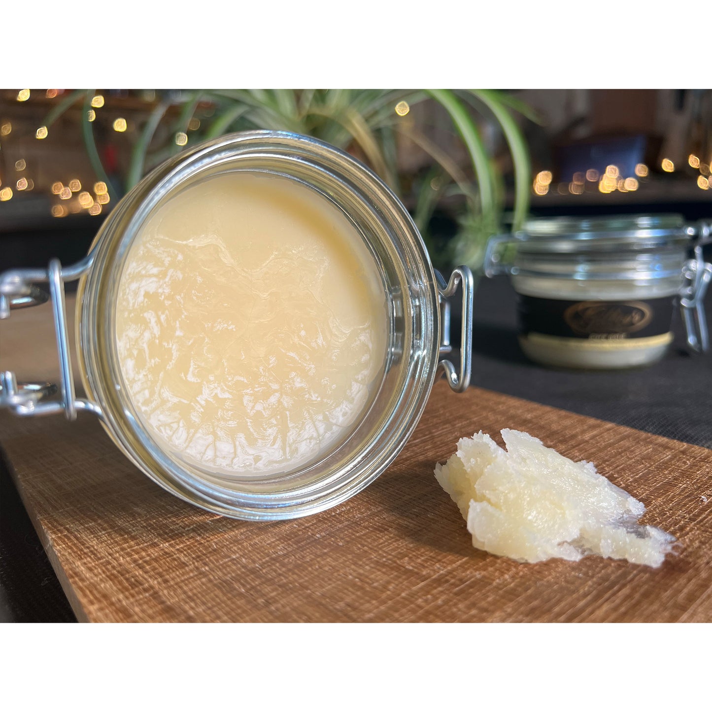 Pure Gold beeswax polish open Jar